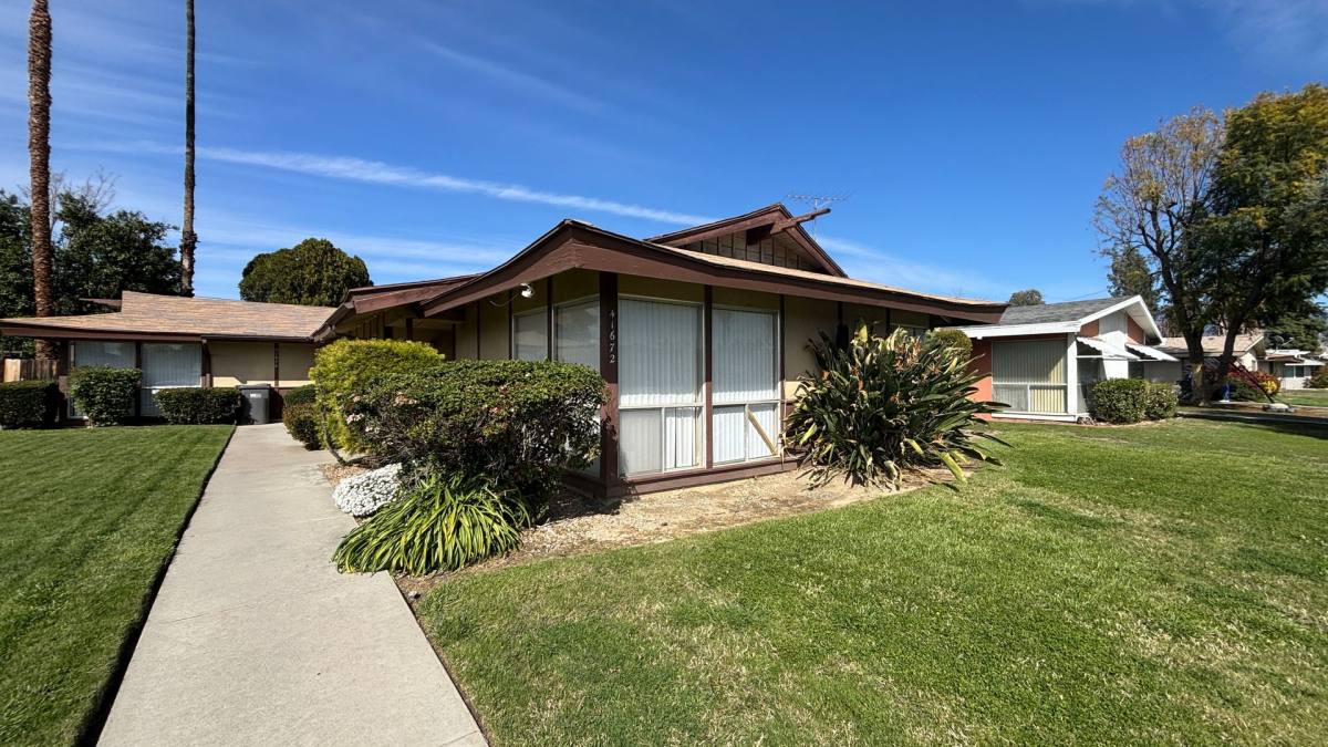 Apartment for rent at 41672-74 Marine Dr, Hemet, CA 92544