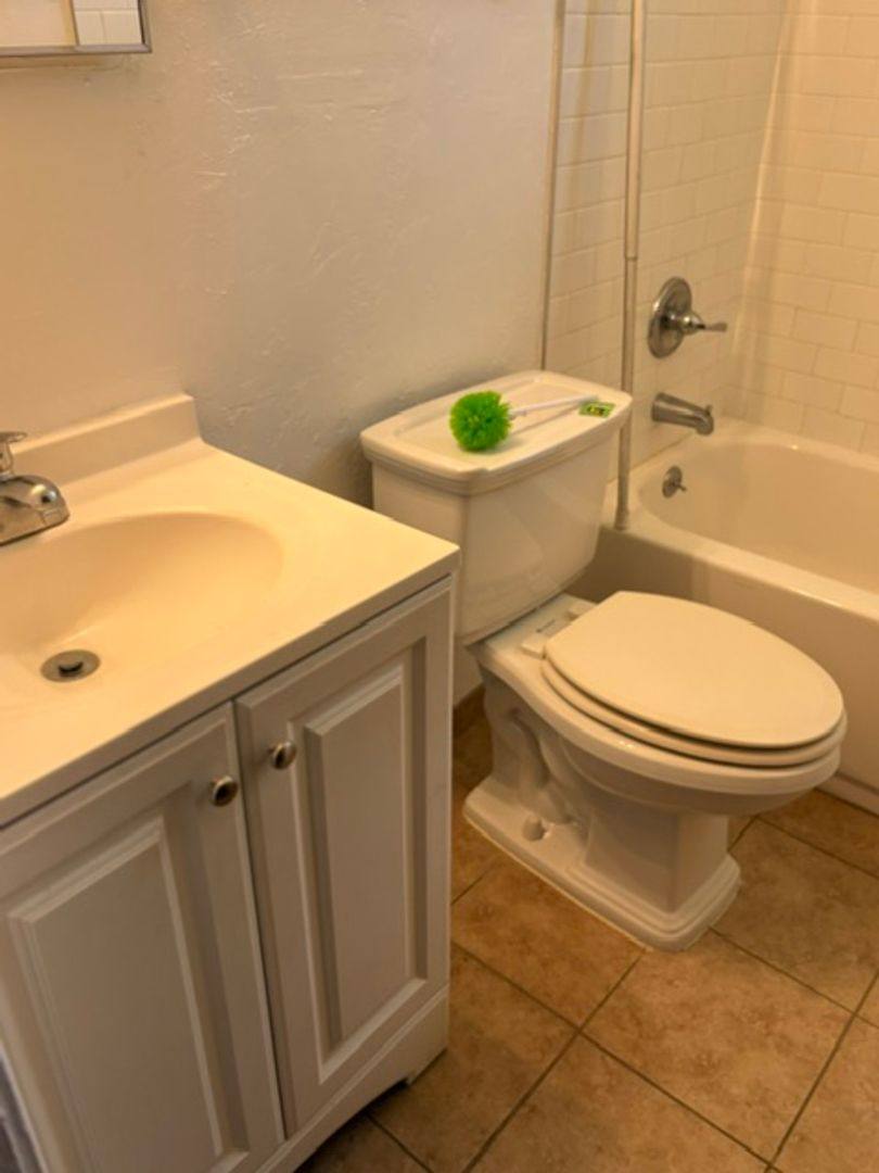 House for rent at 924 Palou St, Vallejo, CA 94589