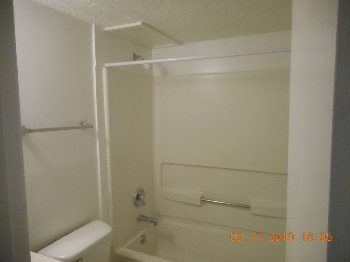 Apartment for rent at 318-332 W Harrison St, Tallahassee, FL 32301