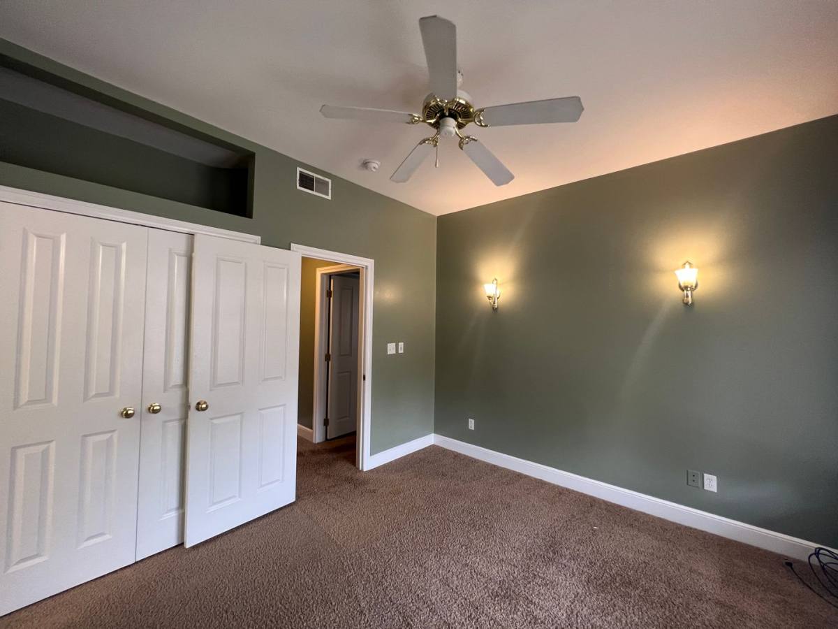 Apartment for rent at 1694 - 1702 N High St, Columbus, OH 43201