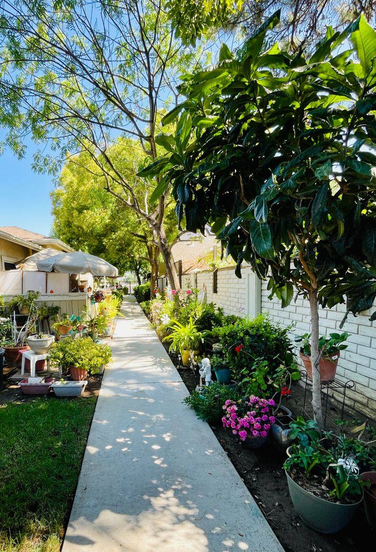 Apartment for rent at 1994 Shaw Ave, Clovis, CA 93611