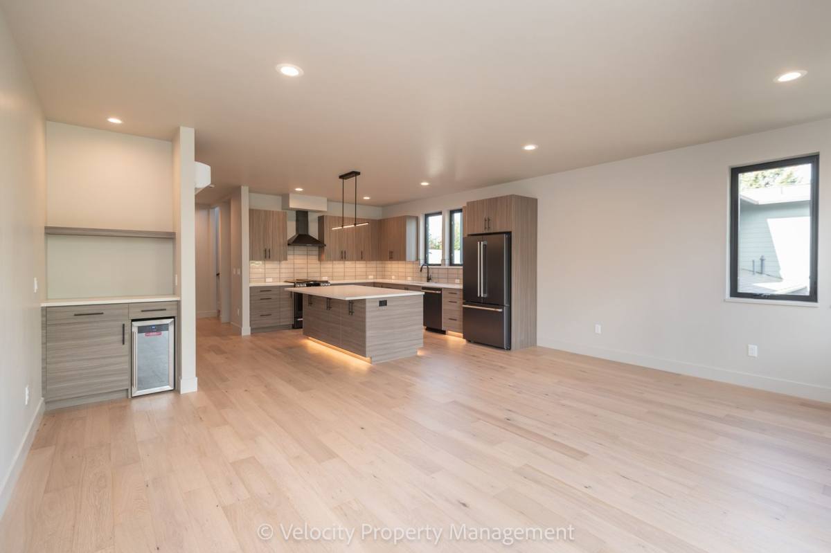 Townhouse for rent at 26 NW McCann Ave, Bend, OR 97703