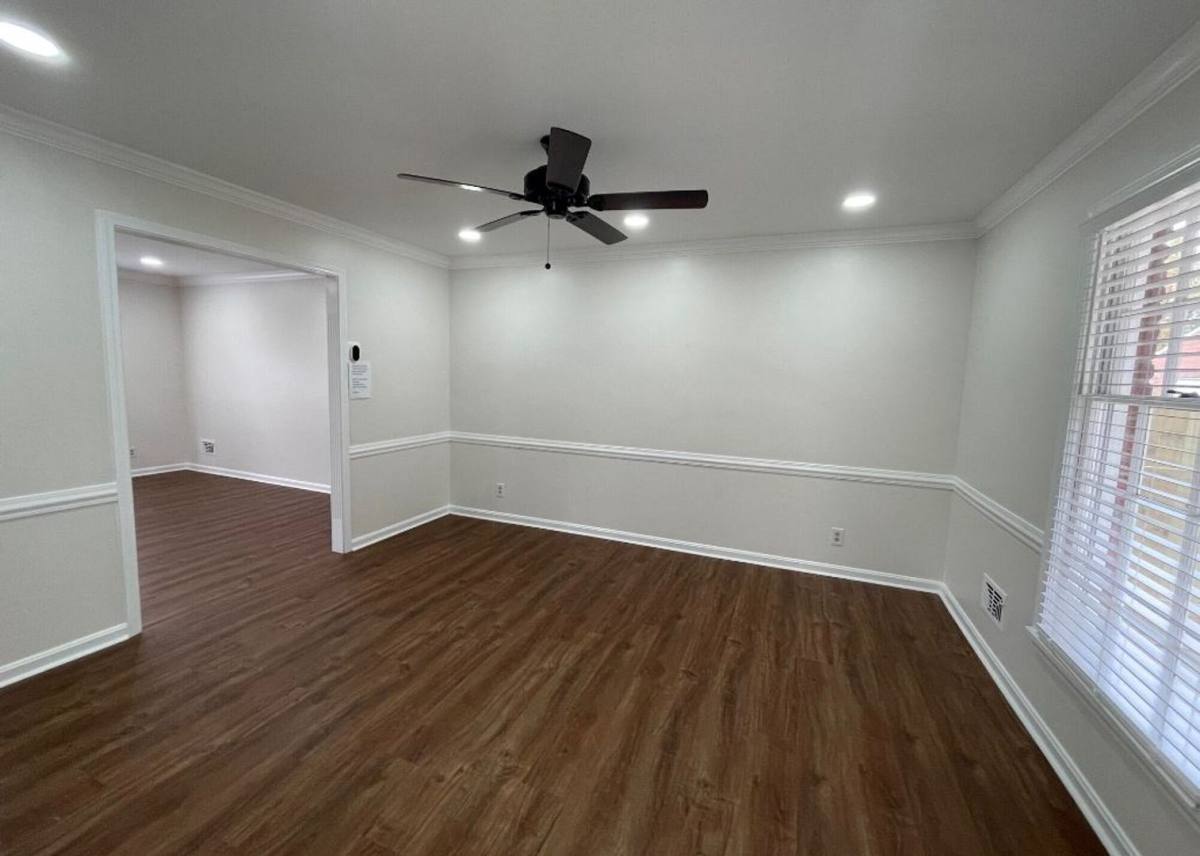 Apartment for rent at 10806 Dartford Place, Louisville, KY 40243