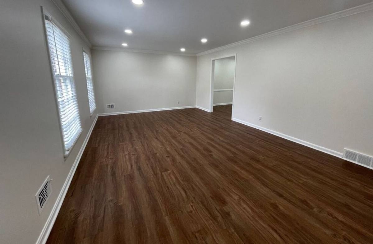 Apartment for rent at 10806 Dartford Place, Louisville, KY 40243
