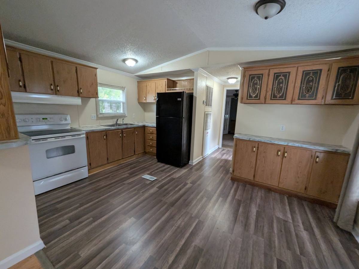 Apartment for rent at 7988 Hickory Hollow Dr, Lumberton, TX 77657