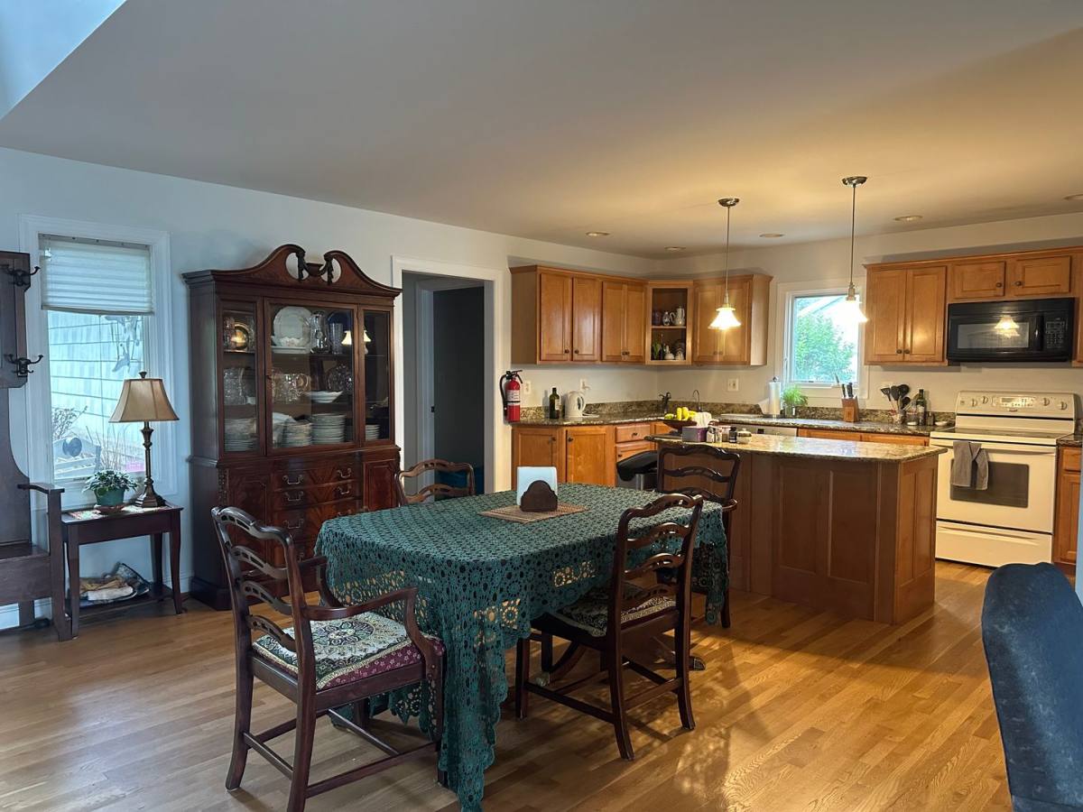 House for rent at 1006 Bayside Dr, Stevensville, MD 21666