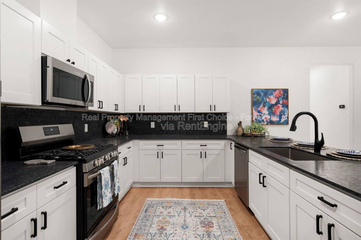 Apartment for rent at 8724 Cantera Dr #B, Fort Smith, AR 72916