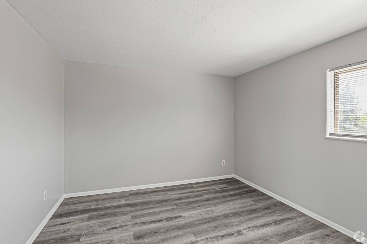 Apartment for rent at 8257 Memphis Ave, Cleveland, OH 44144