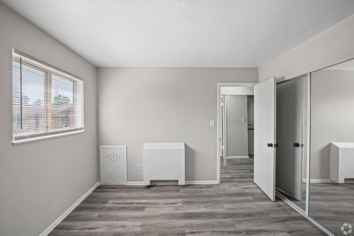 Apartment for rent at 8257 Memphis Ave, Cleveland, OH 44144