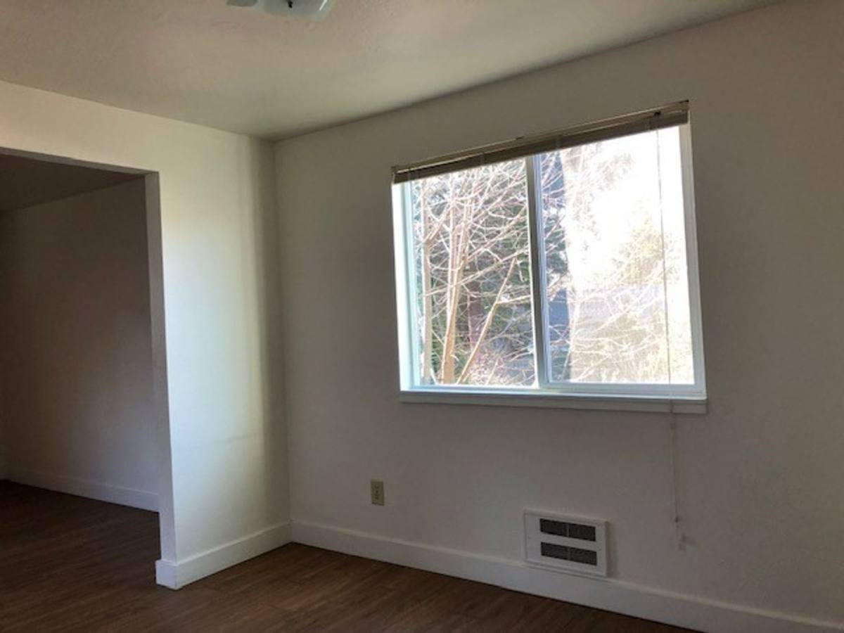 Apartment for rent at 1646-1648 SE Tenino St, Portland, OR 97202