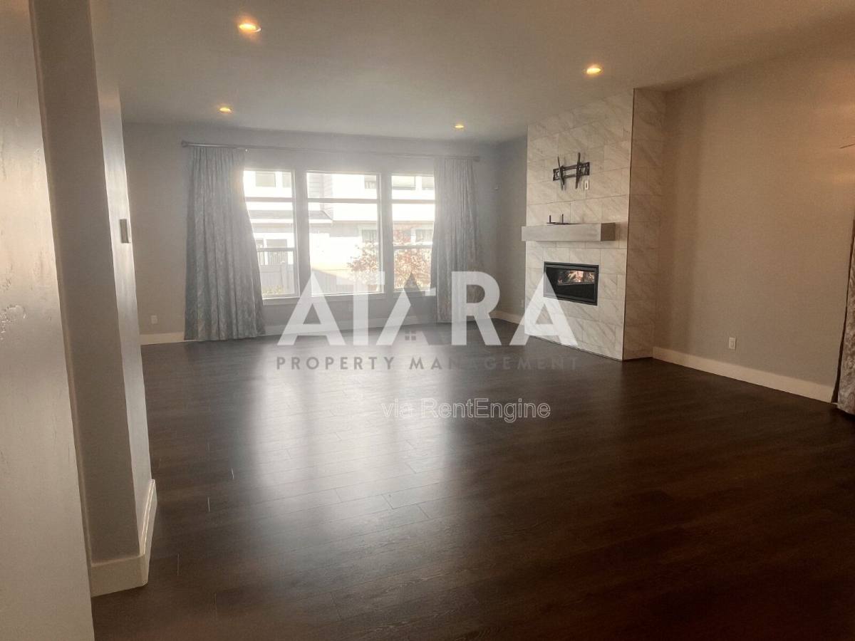 House for rent at 9167 S Galette Lane, Sandy, UT 84093