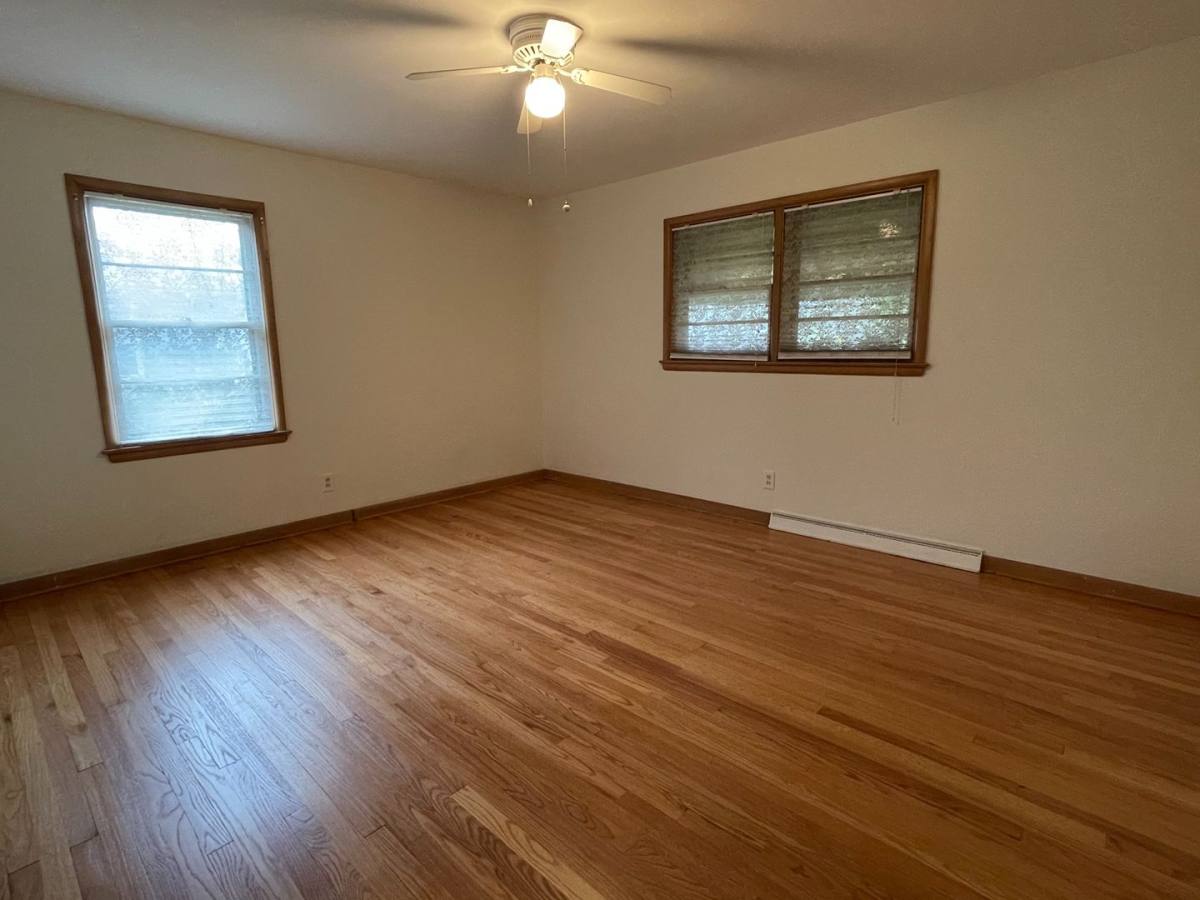 House for rent at 106 Highland Ave, Hartland, WI 53029