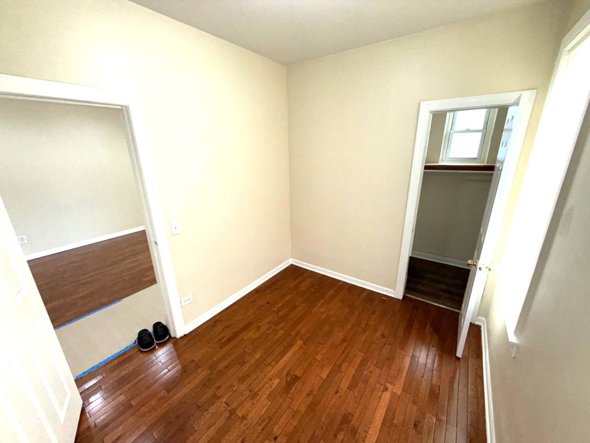 House for rent at 7423 S St Lawrence Ave, Chicago, IL 60619