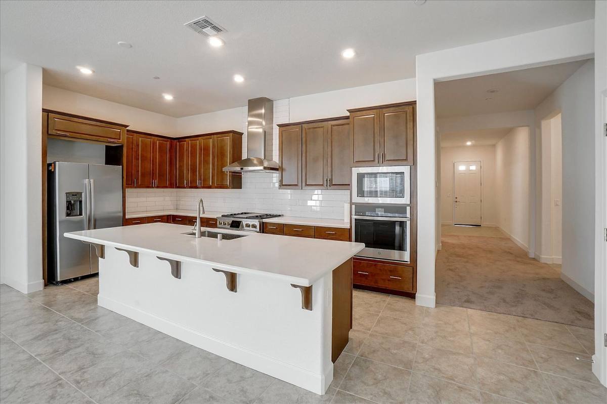 House for rent at 5937 Lakestone Dr, Sacramento, CA 95835