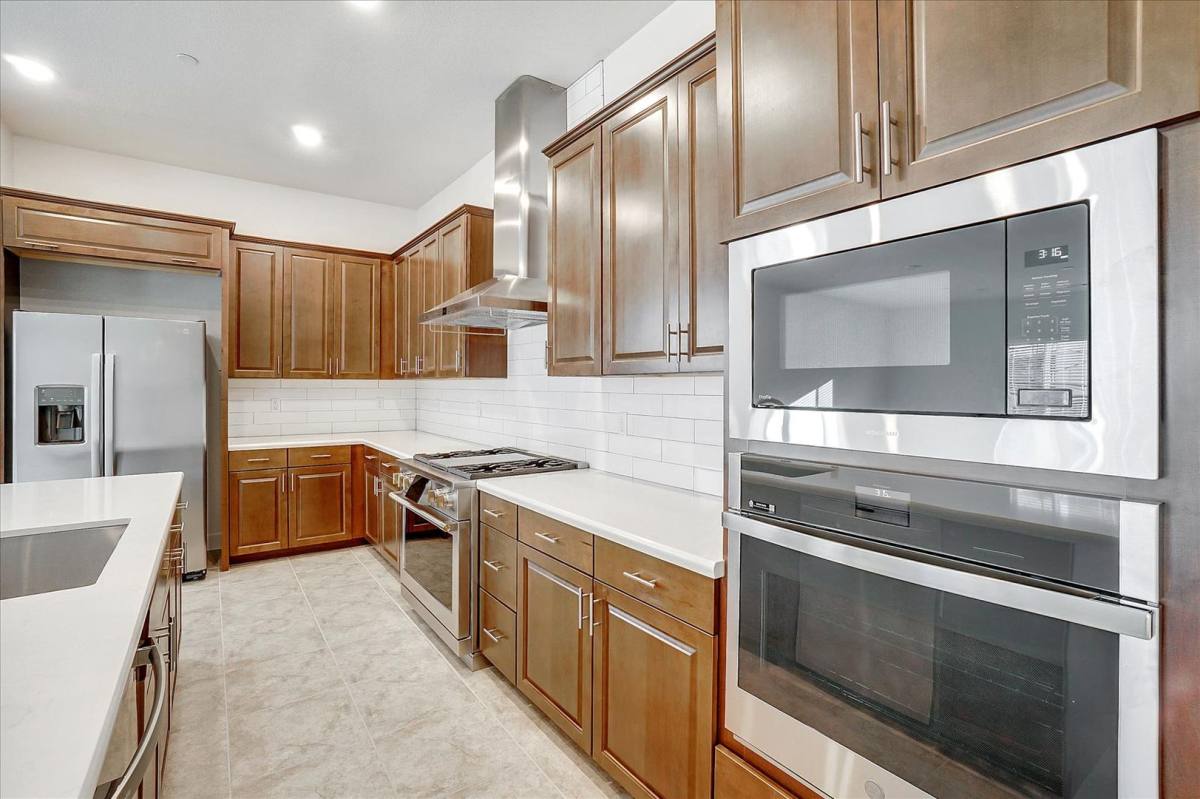 House for rent at 5937 Lakestone Dr, Sacramento, CA 95835