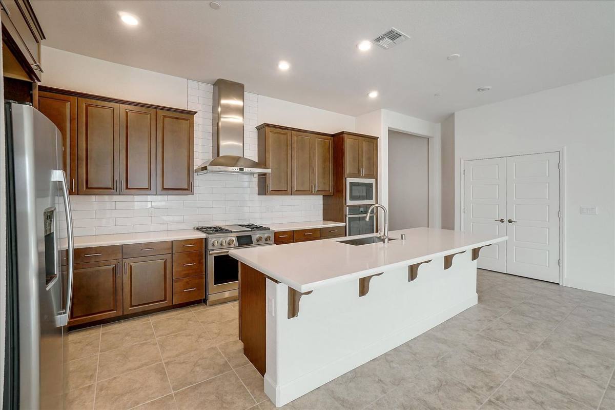 House for rent at 5937 Lakestone Dr, Sacramento, CA 95835