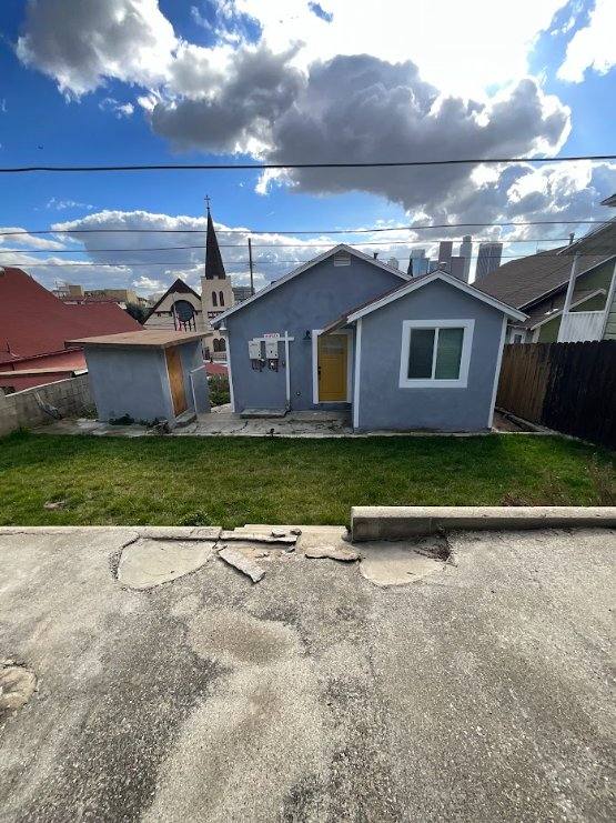 House for rent at 723 Alpine St, Los Angeles, CA 90012