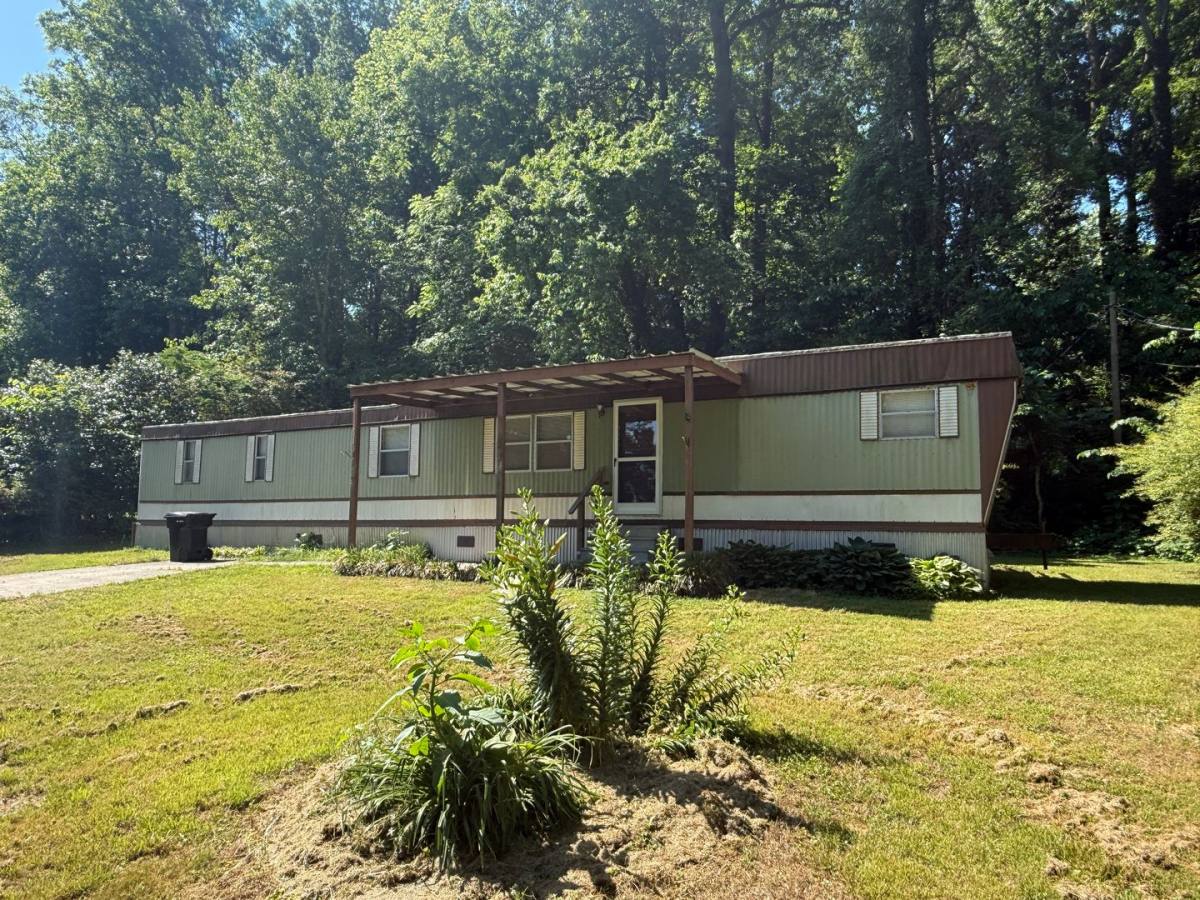 House for rent at 6143 Glenn Teague Rd #12, Charlotte, NC 28216