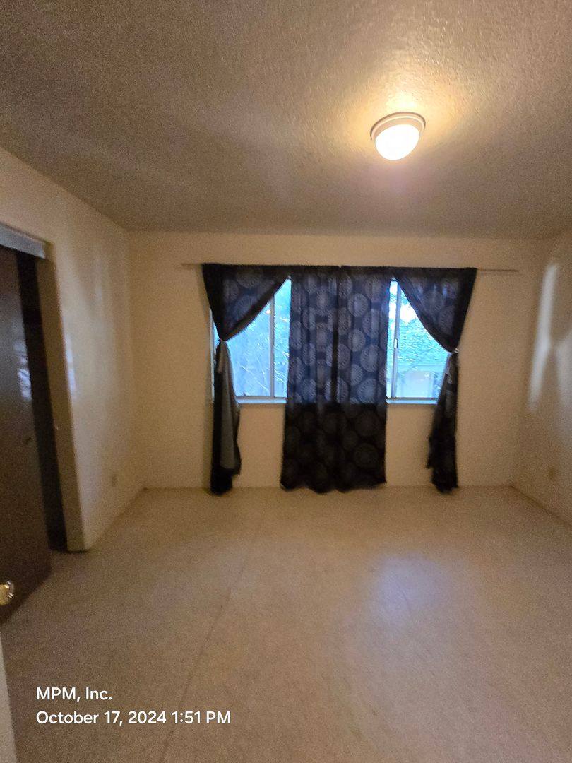 Apartment for rent at 515 Arleen St, Paso Robles, CA 93446
