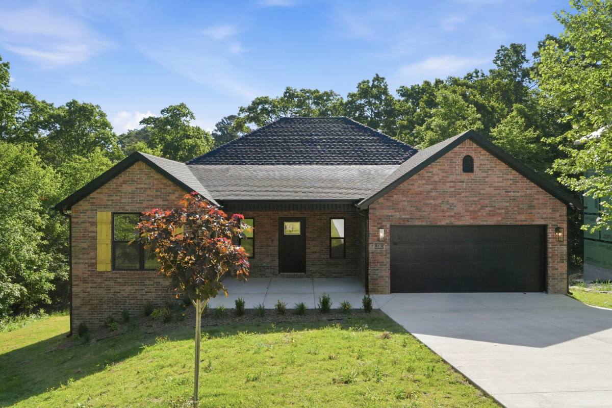 House for rent at 16 Burwell Dr, Bentonville, AR 72712