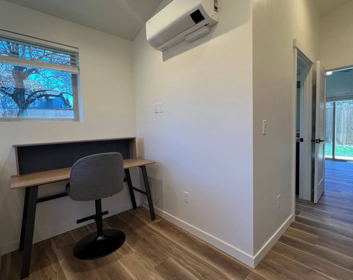 Apartment for rent at 2014, 2016, 2018 SW Reindeer Ave, Redmond, OR 97756