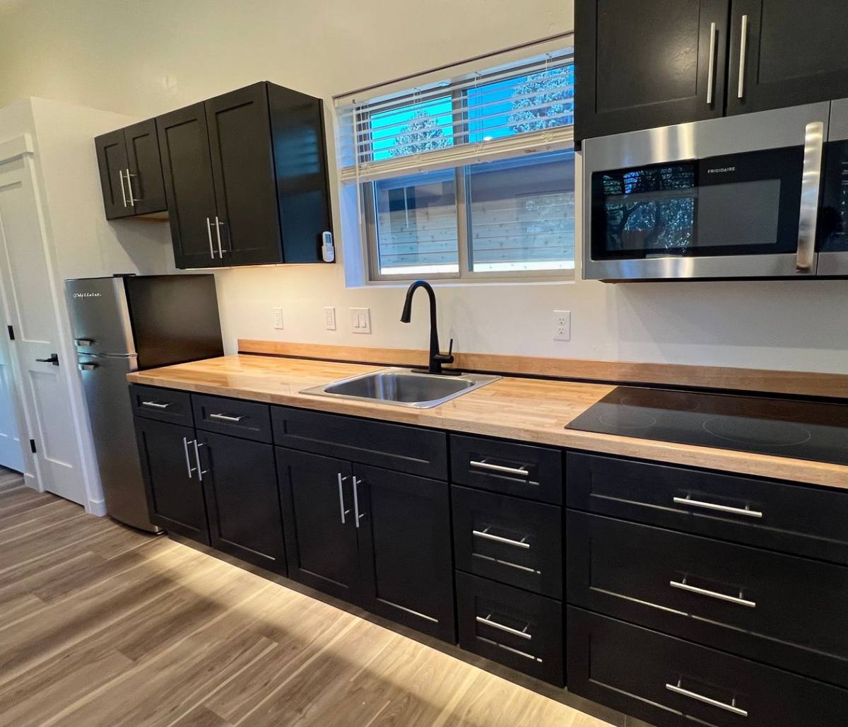 Apartment for rent at 2014, 2016, 2018 SW Reindeer Ave, Redmond, OR 97756