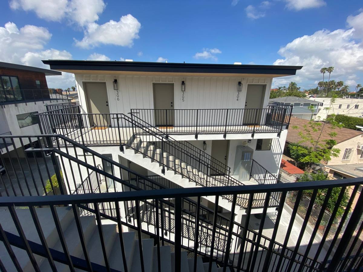 Apartment for rent at 4732-4734 Utah St, San Diego, CA 92116