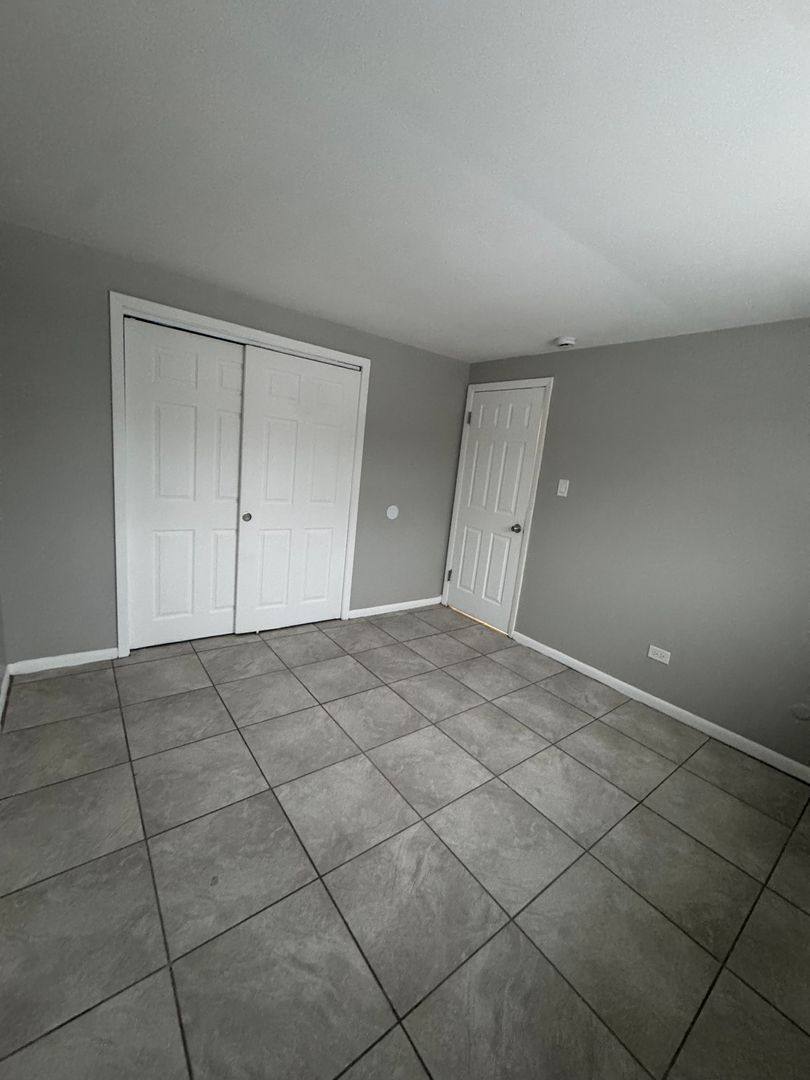 Apartment for rent at 620-628 Sibley Blvd, Calumet City, IL 60409