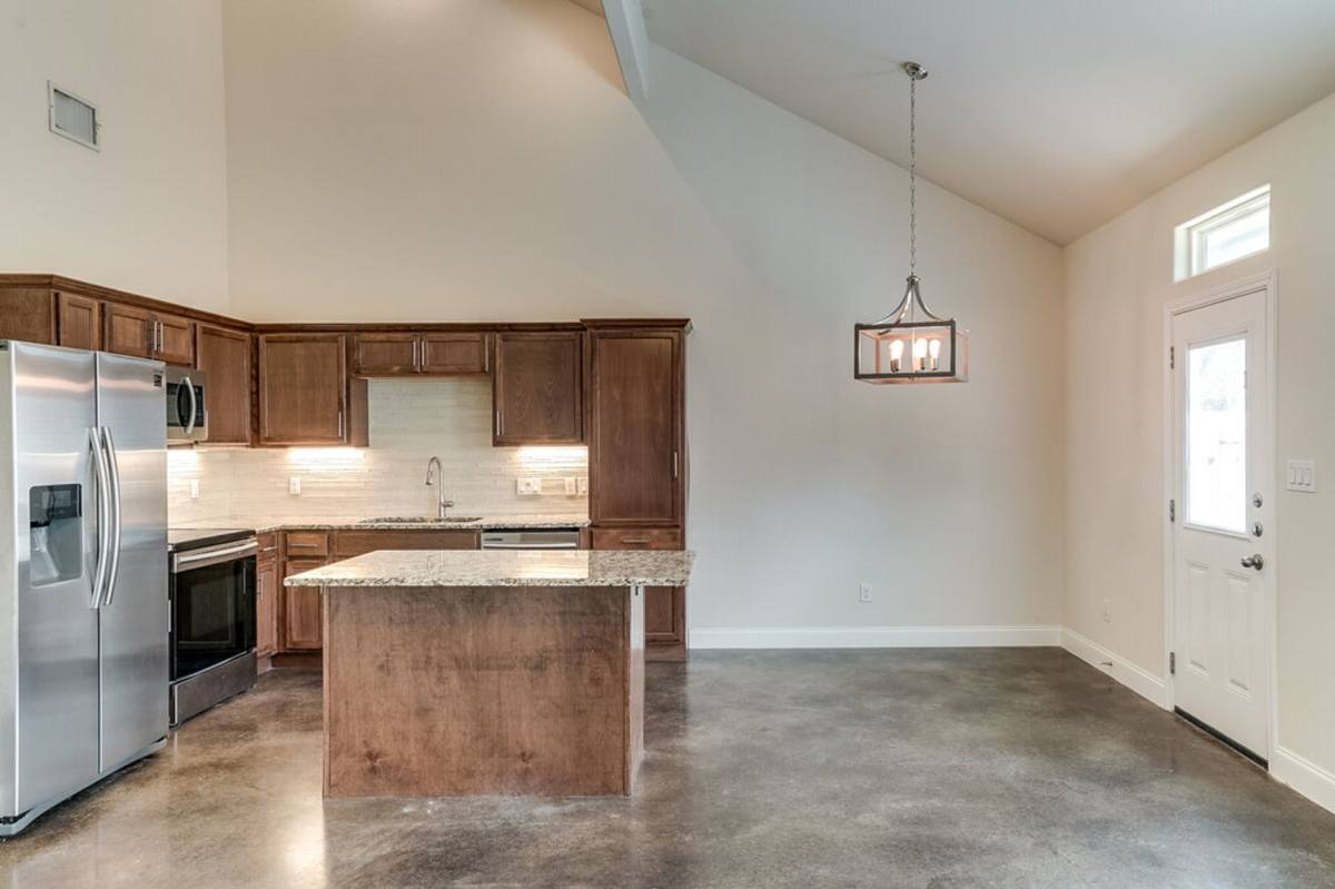 House for rent at 21501 Patton Ave, Leander, TX 78645