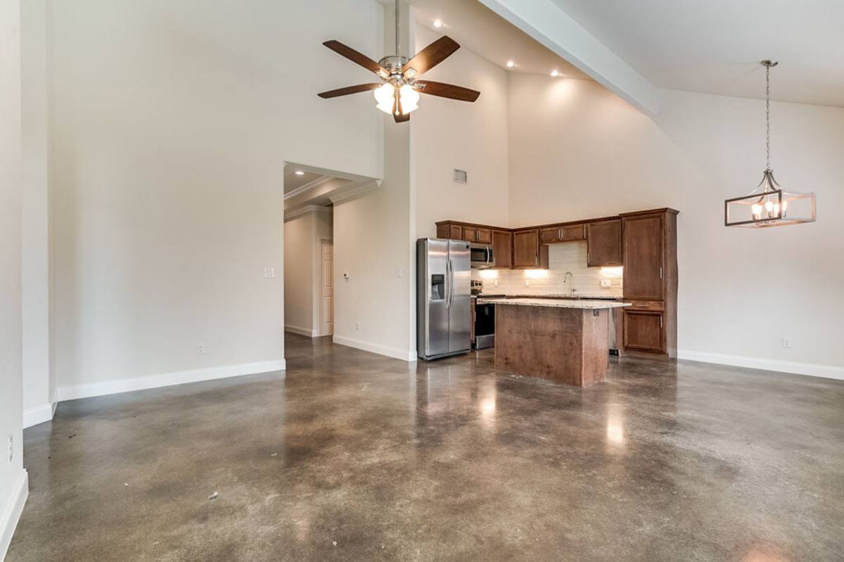 House for rent at 21501 Patton Ave, Leander, TX 78645