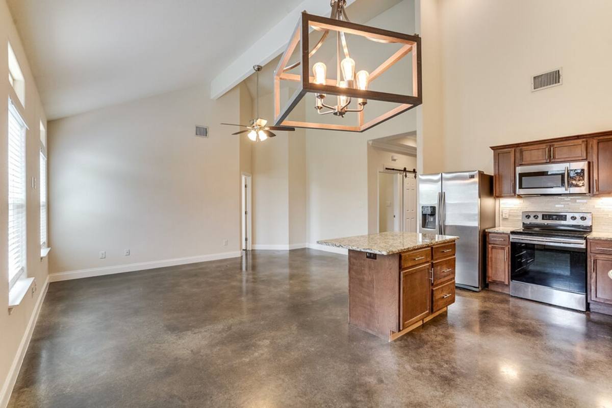 House for rent at 21501 Patton Ave, Leander, TX 78645