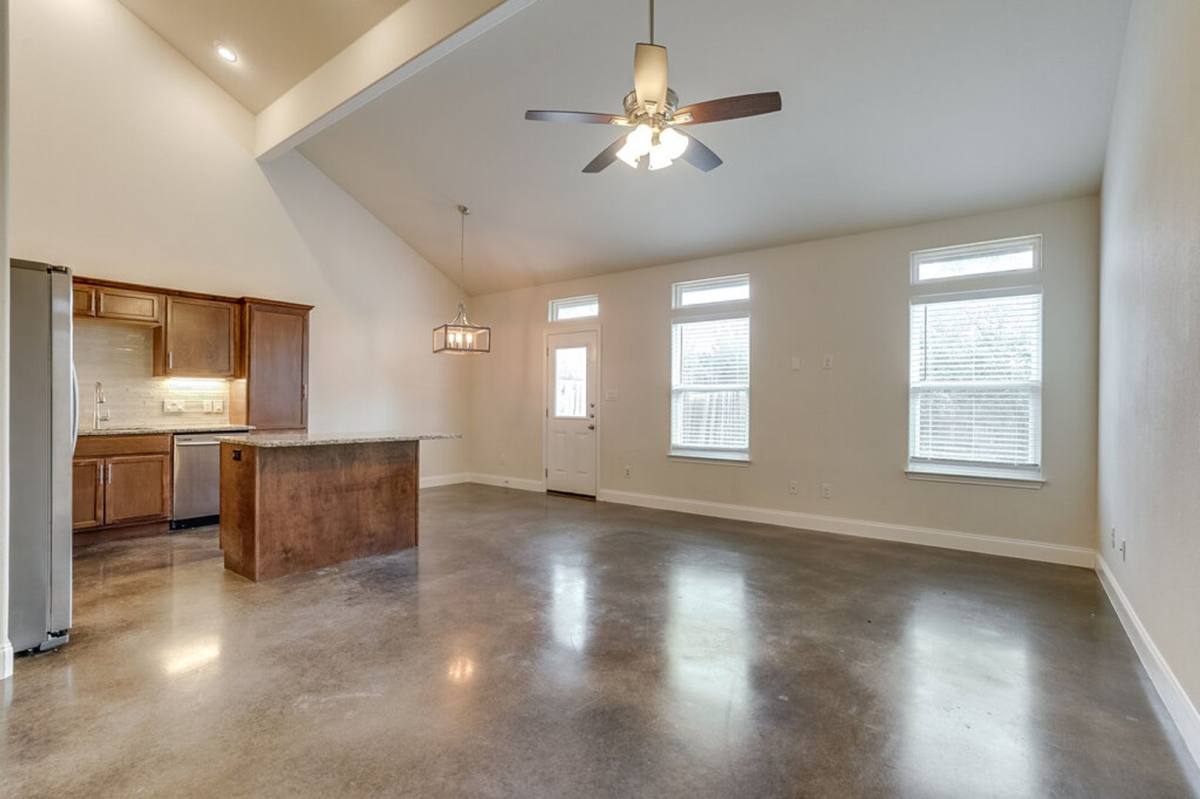 House for rent at 21501 Patton Ave, Leander, TX 78645