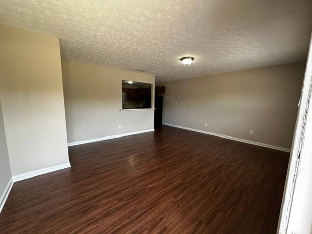 Apartment for rent at 195 Michele Dr, Athens, GA 30606