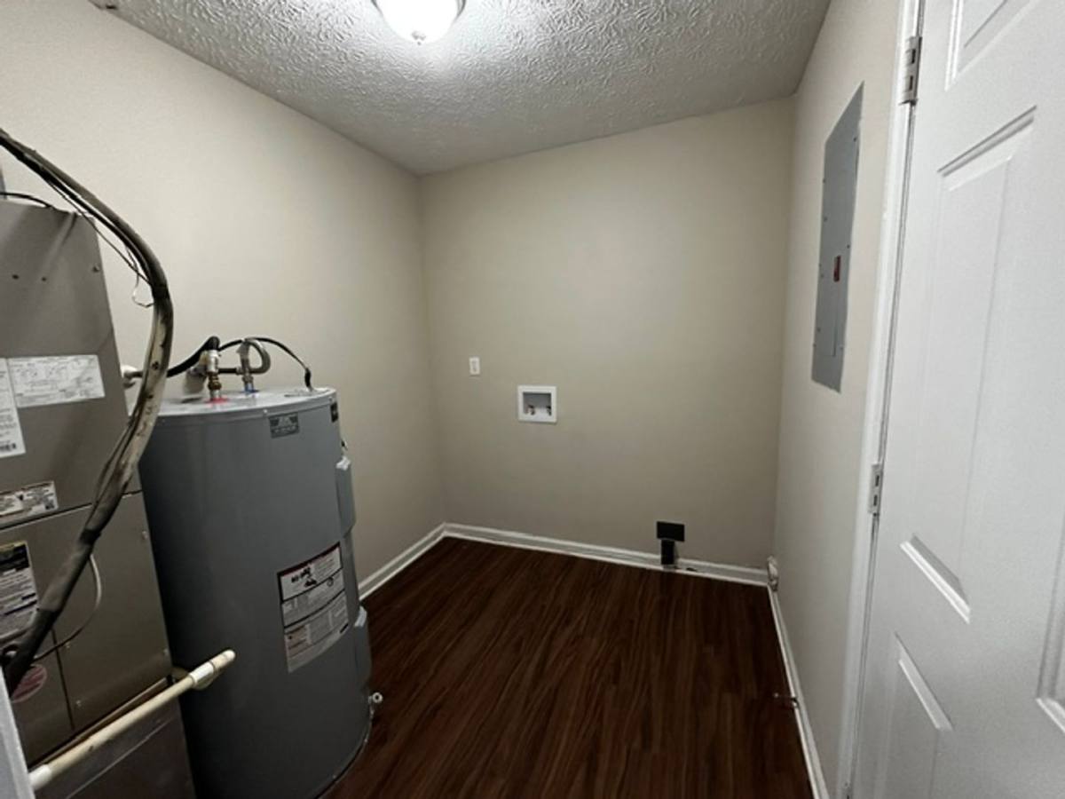 Apartment for rent at 195 Michele Dr, Athens, GA 30606