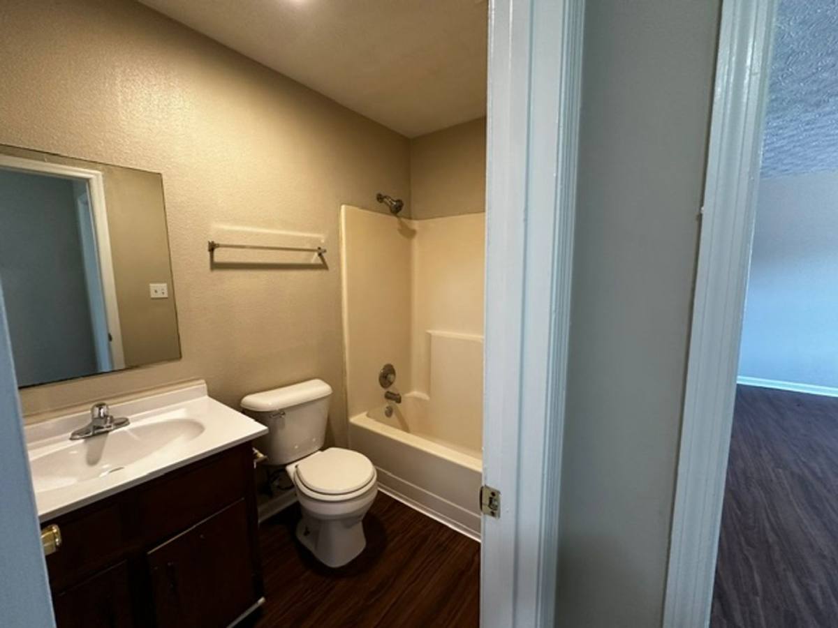 Apartment for rent at 195 Michele Dr, Athens, GA 30606