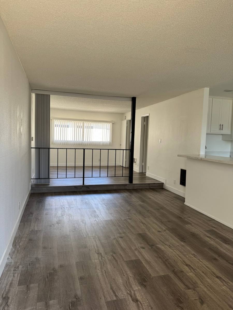 Apartment for rent at 14240 Burbank Blvd #205, Van Nuys, CA 91401