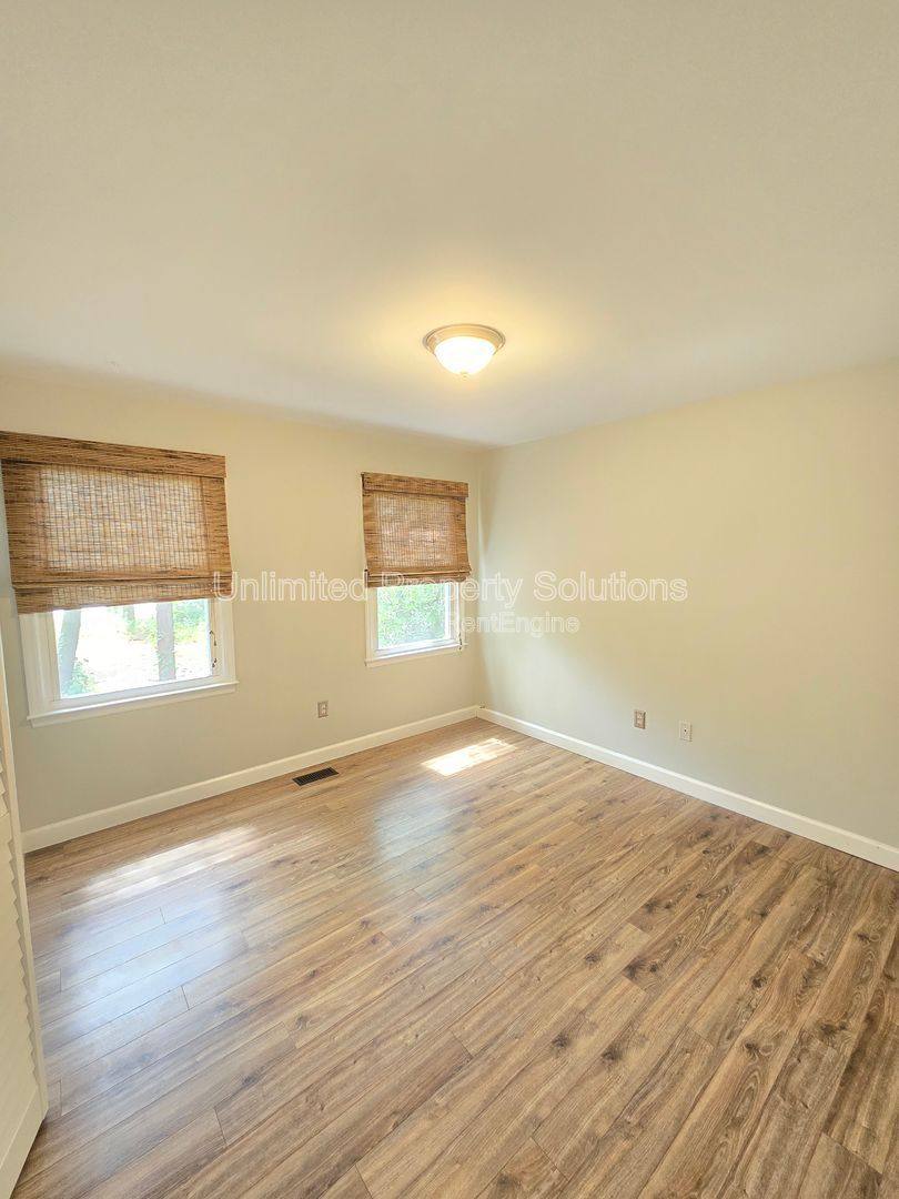 House for rent at 106 Hillsdale Dr, Wilmington, NC 28403