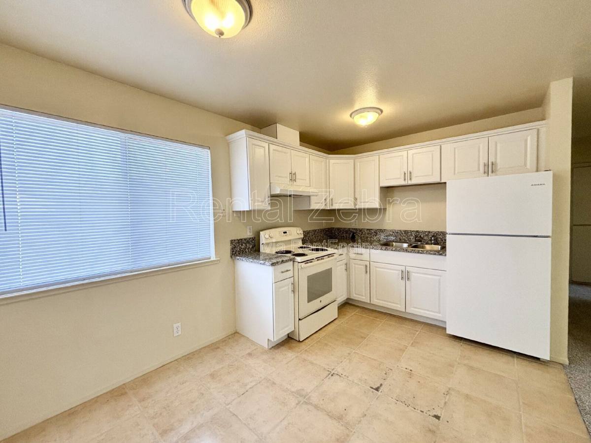 Apartment for rent at 563 W 12th St #561, Merced, CA 95341