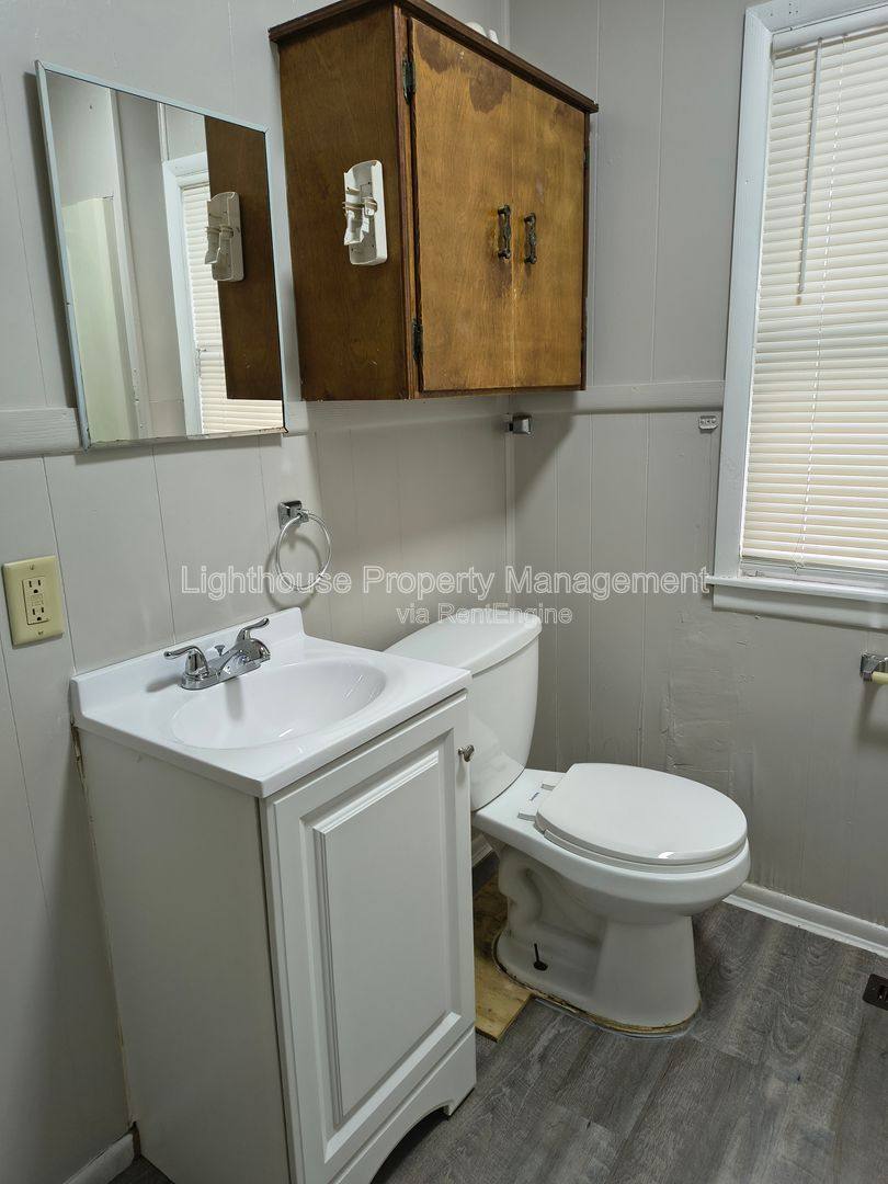 Apartment for rent at 3040 Temple St, Muskegon, MI 49444