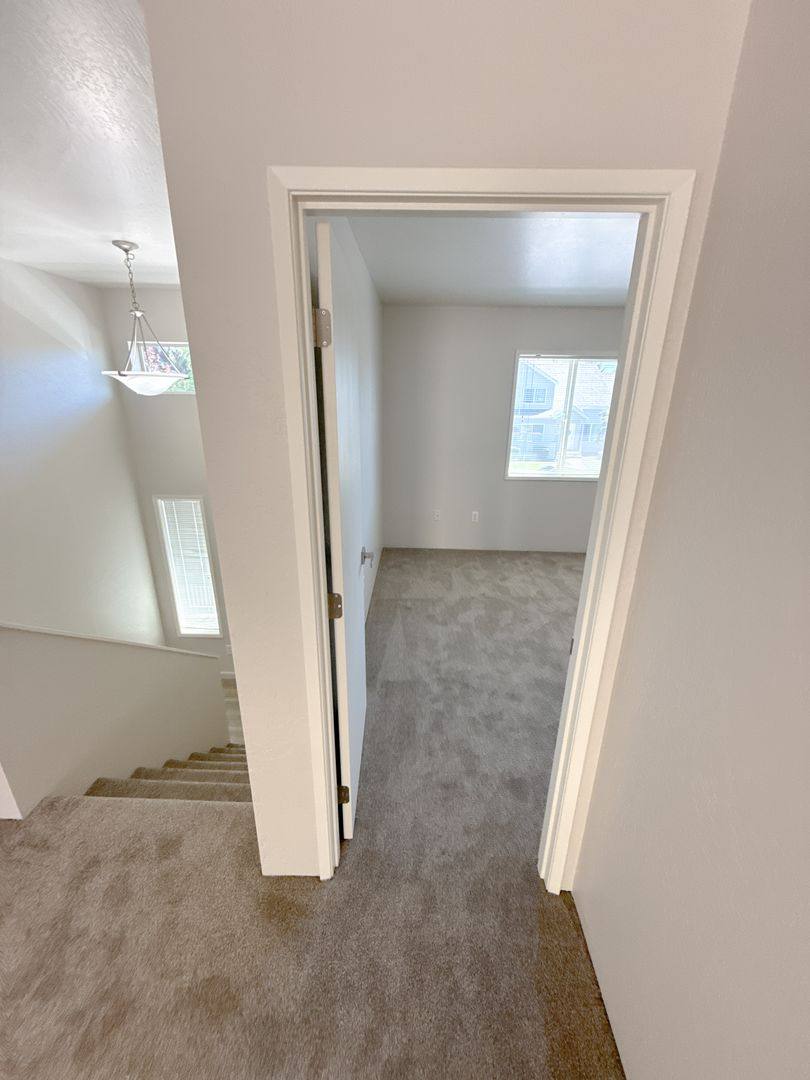 Apartment for rent at 5513-5515-5517-5519 N Hills Dr, Klamath Falls, OR 97603
