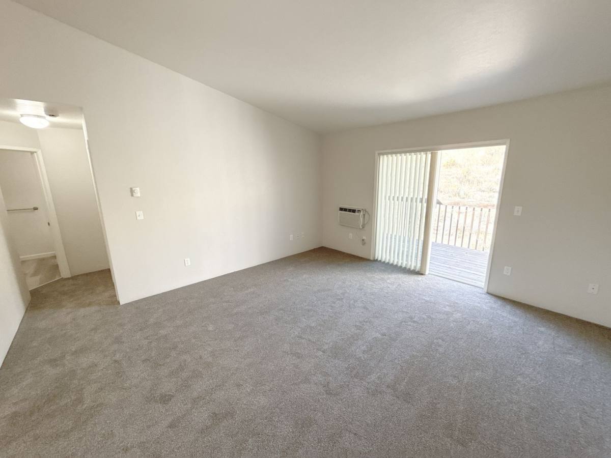Apartment for rent at 5513-5515-5517-5519 N Hills Dr, Klamath Falls, OR 97603