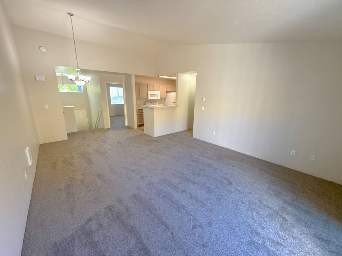 Apartment for rent at 5513-5515-5517-5519 N Hills Dr, Klamath Falls, OR 97603