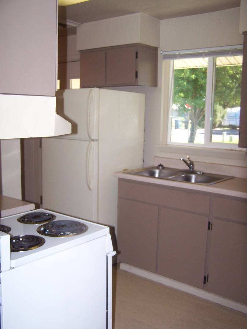 Apartment for rent at 2405 SW 31st St, Redmond, OR 97756