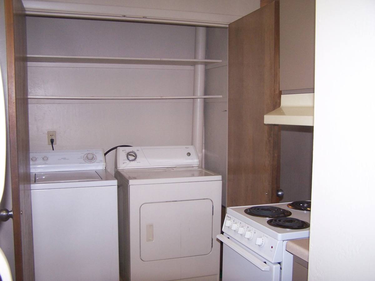 Apartment for rent at 2405 SW 31st St, Redmond, OR 97756