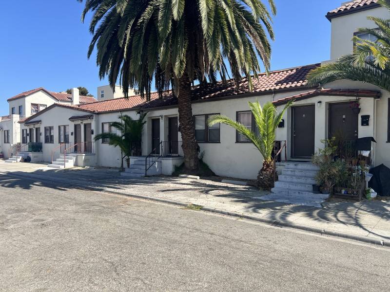 Apartment for rent at 1729 Seminary Ave #2, Oakland, CA 94621