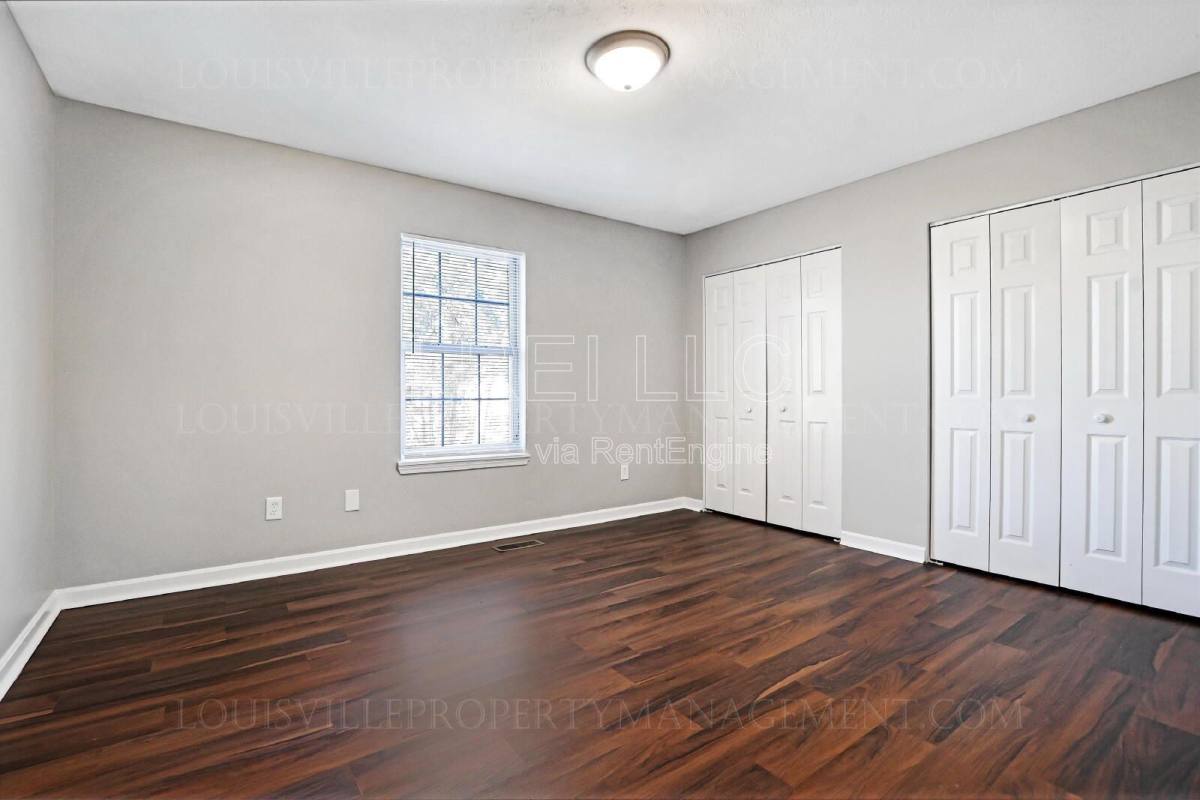 Apartment for rent at 184 Cannon Court #2, Louisville, KY 40229