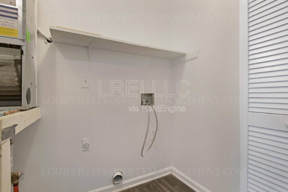Apartment for rent at 184 Cannon Court #2, Louisville, KY 40229