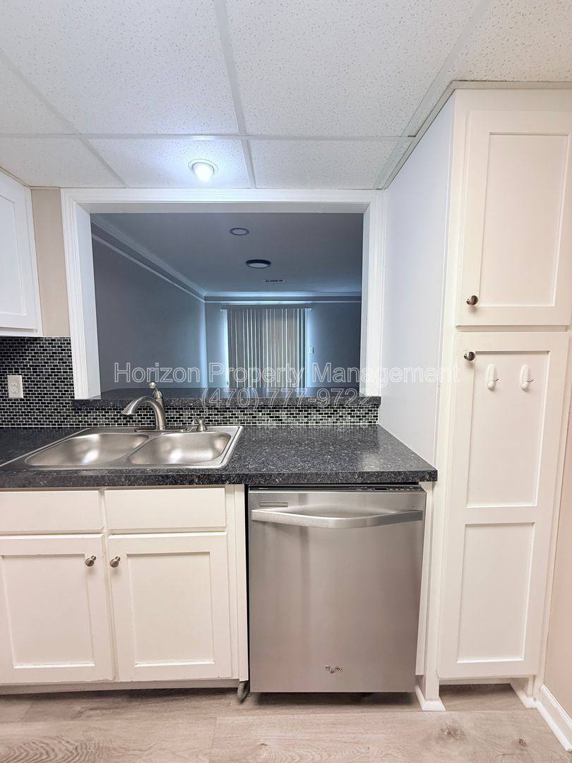 Apartment for rent at 3730 Old Flowery Branch Rd #I7, Oakwood, GA 30566