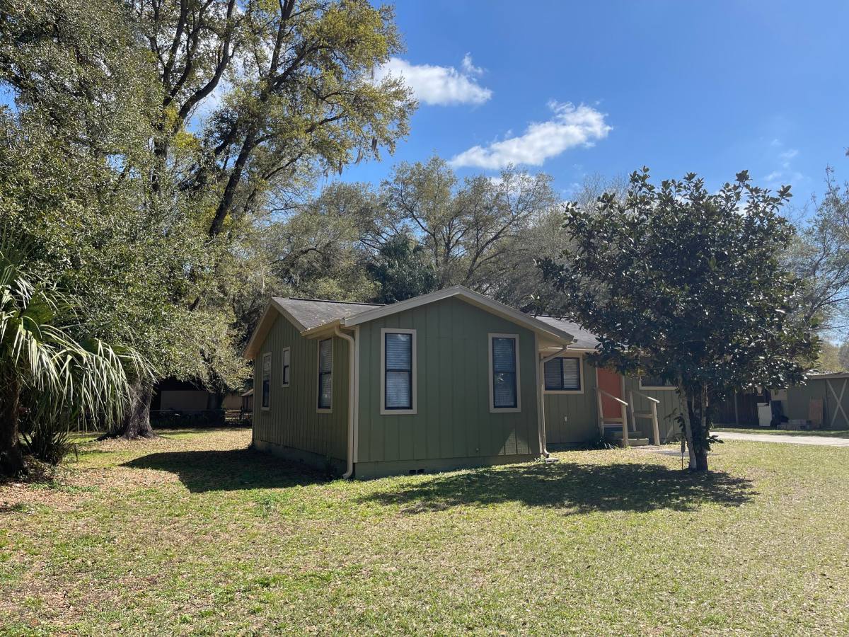House for rent at 2012 NE 80th Place, Ocala, FL 34479