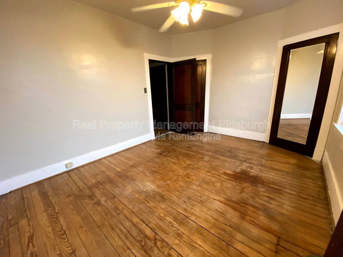 House for rent at 318 Kaercher St, Pittsburgh, PA 15207